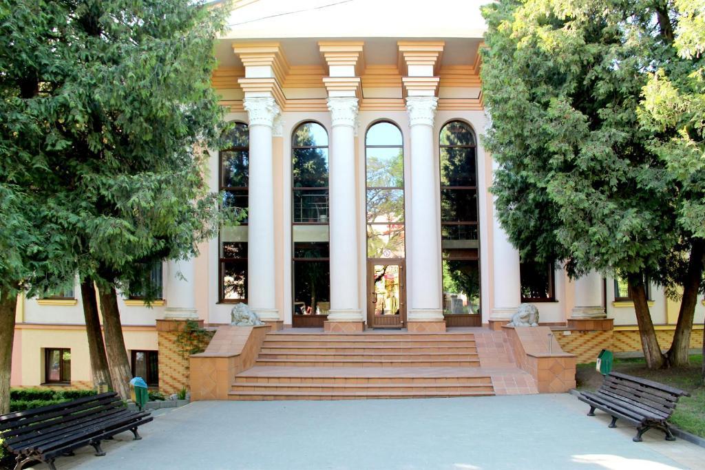 Gala Hotel Kamianets-Podilskyi Exterior foto